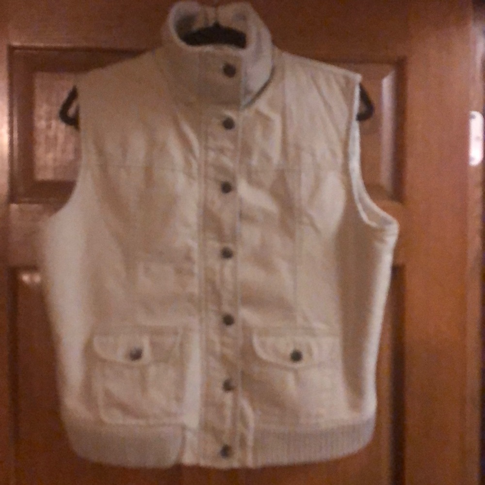 Cute warm vest!